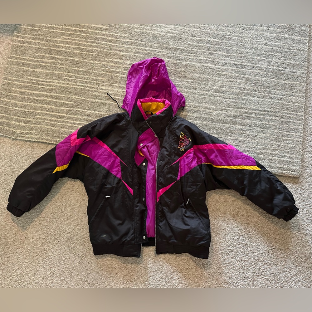 Skiss Women's Black and Pink Ski Jacket